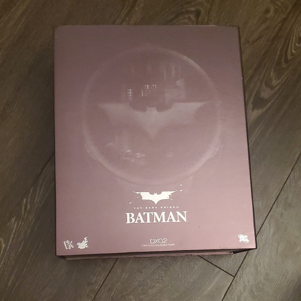 Hot Toys Batman DX02 1/6 Scale Figure The Dark Knight